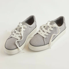 Womens Izzy Lace-Up Sneaker Drizzle Grey Heritage Canvas
