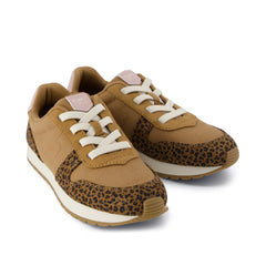 TRVL LITE Retro Runner Kids Sneaker Water Repellent Toffee Leopard Vintage Twill